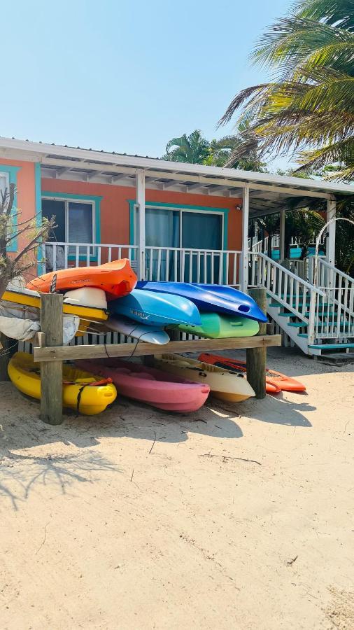 מאיה ביץ' Coral Cove Inn מראה חיצוני תמונה