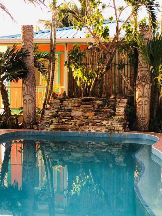 מאיה ביץ' Coral Cove Inn מראה חיצוני תמונה