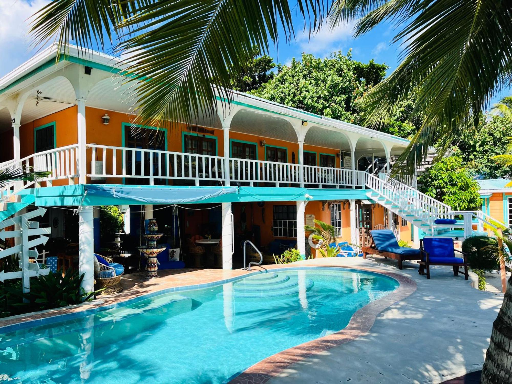 מאיה ביץ' Coral Cove Inn מראה חיצוני תמונה